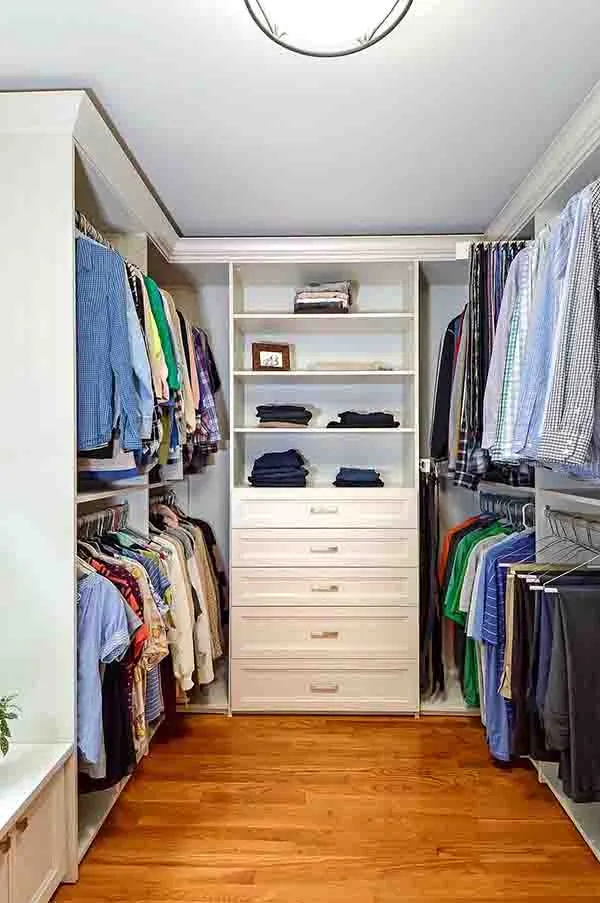 36 Walk-In Closet Ideas to Optimize Your Storage Space